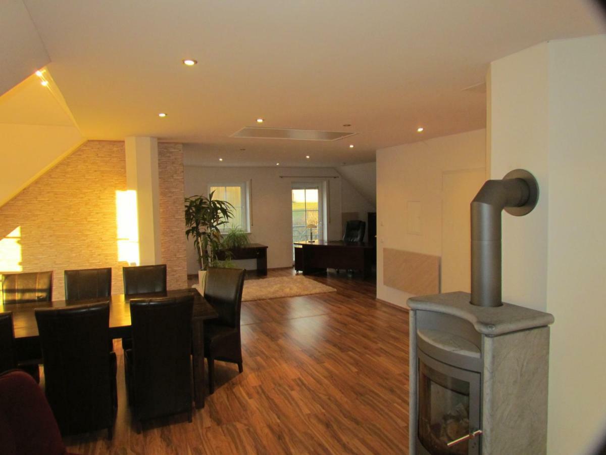 Ferien- Bzw. Zeitwohnen Burglengenfeld Appartement Buitenkant foto